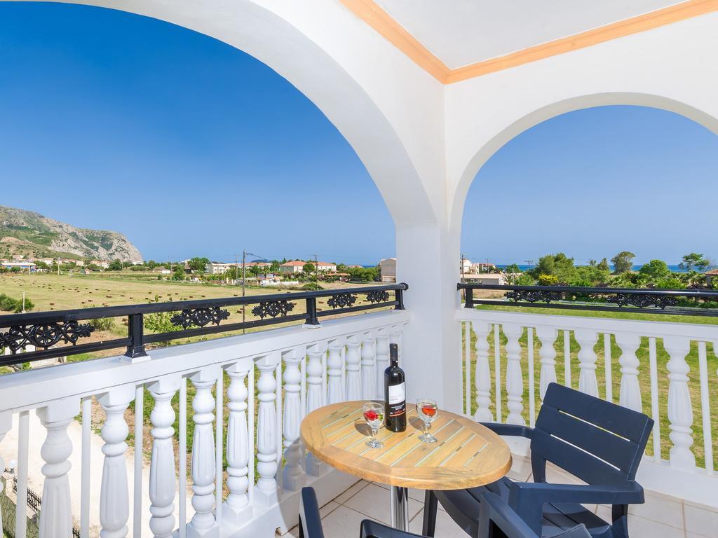 Athina Apartments Zakynthos Exterior foto